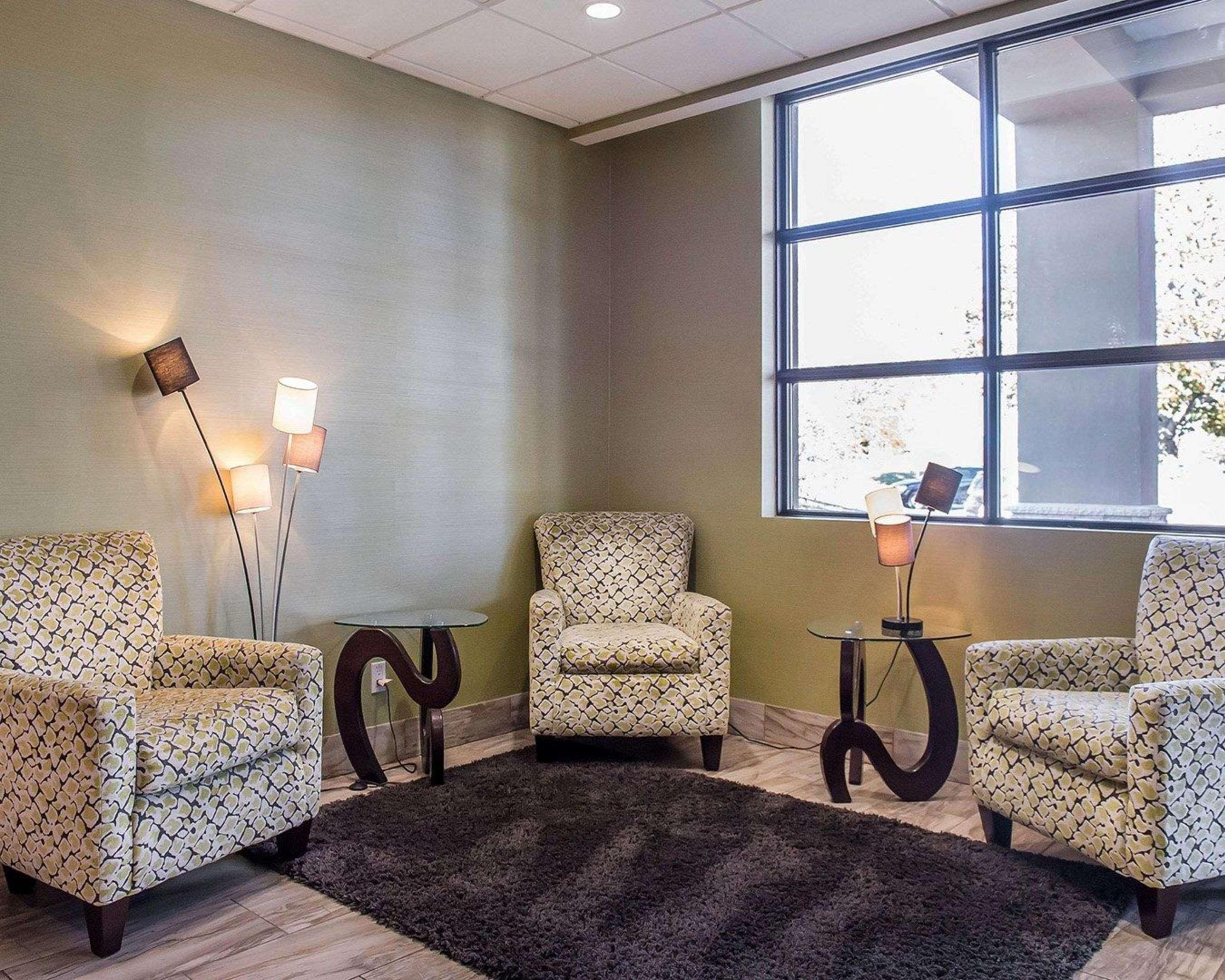 Comfort Inn Brockville Bagian luar foto