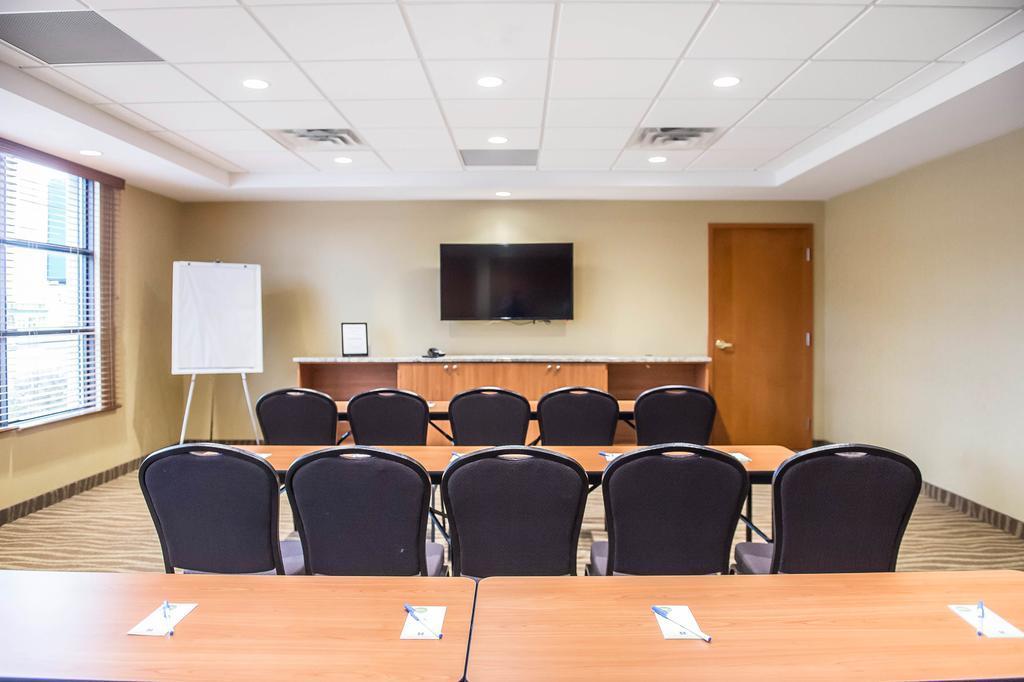 Comfort Inn Brockville Bagian luar foto